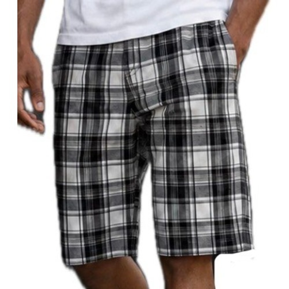 VTG South Pole Y2K Plaid Black/White/Silver Burmuda Short. Men's 34.